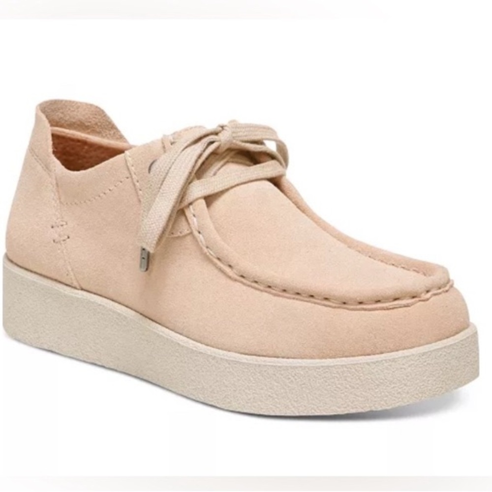 Zodiac Women's Fern Lace-Up Platform Chukkas